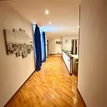 דירה Attic Corti With Private Parking