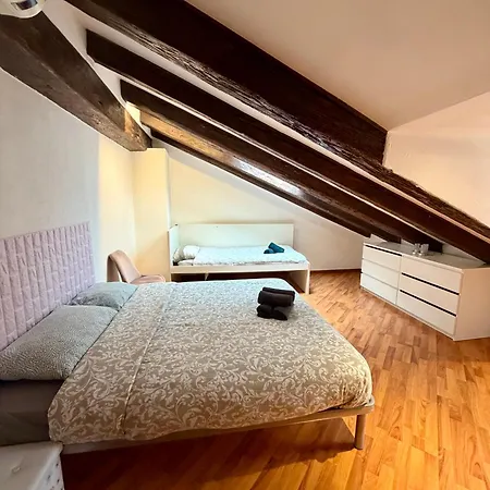 Attic Corti With Private Parking Apartment *